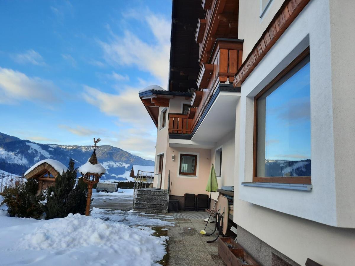 Haus Traninger Apartamento Flachau Exterior foto