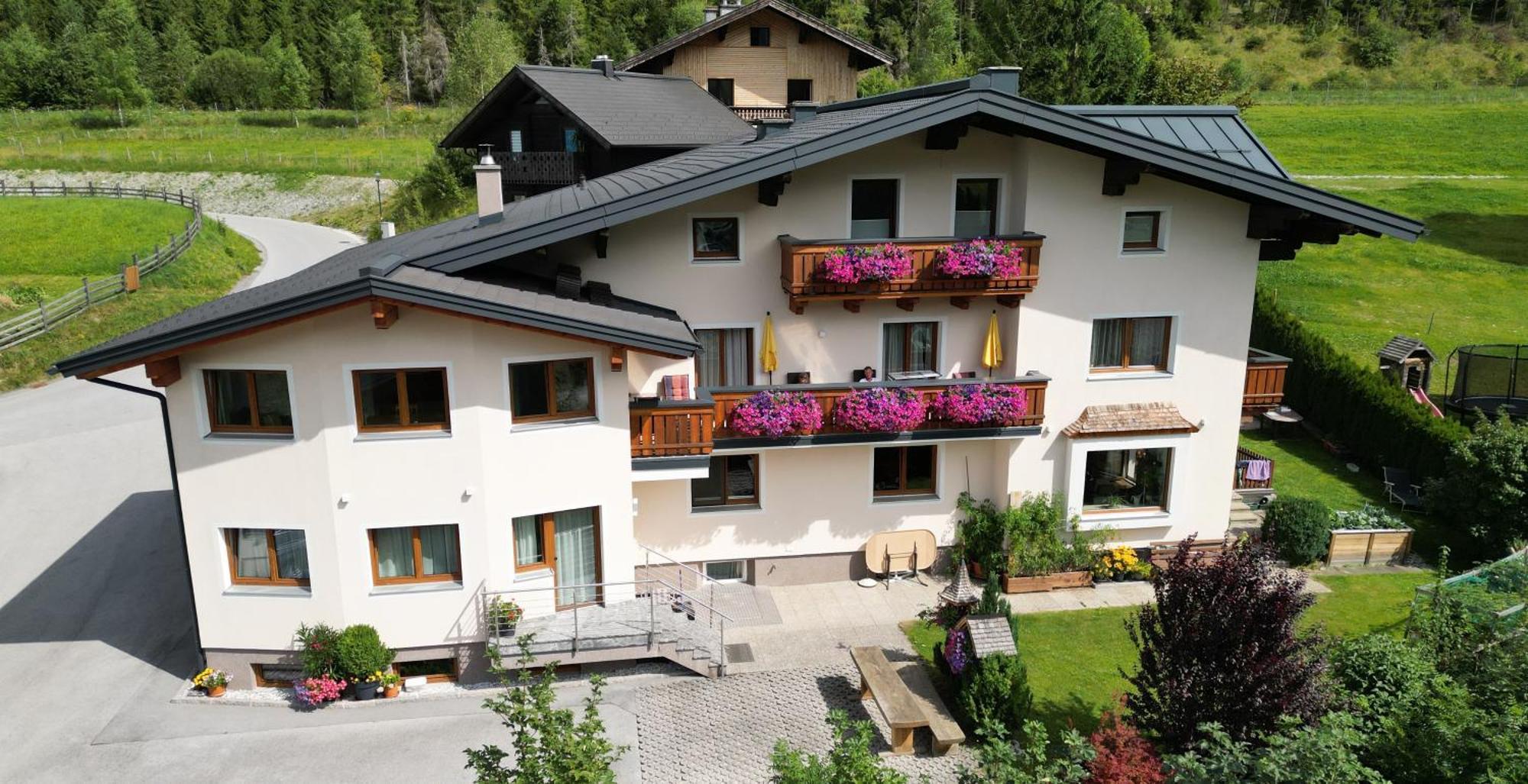 Haus Traninger Apartamento Flachau Exterior foto